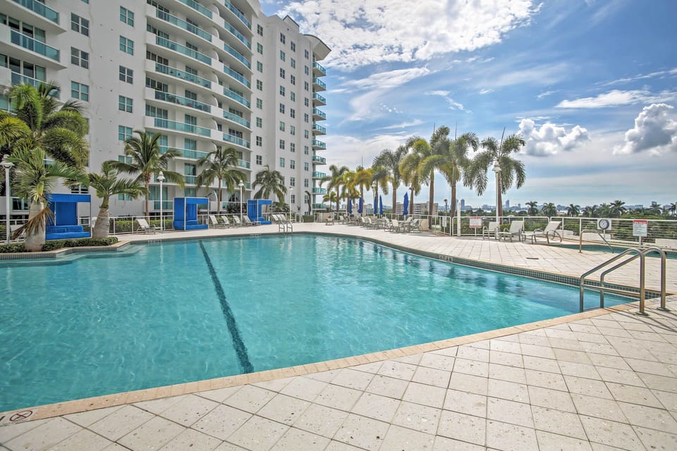 POOL AREA/SPA