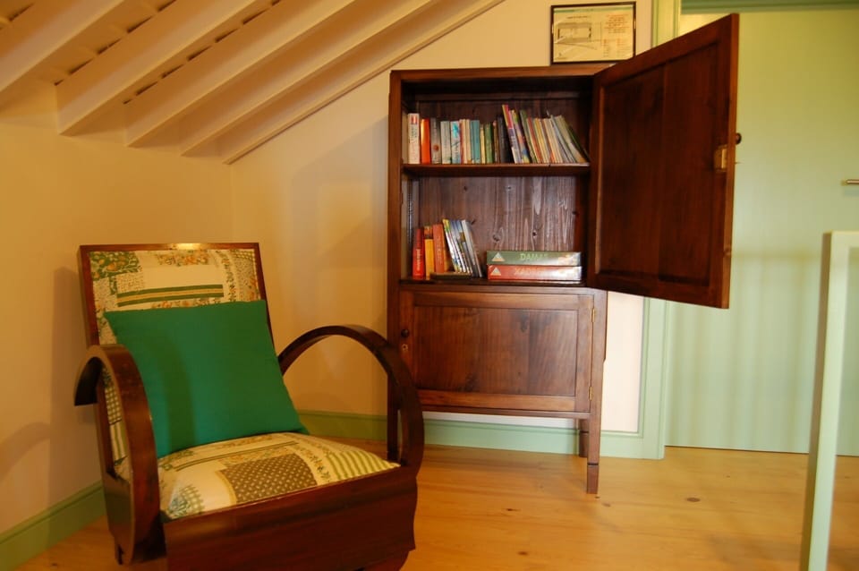 Casas do Pátio (Casa do Tanque) - library