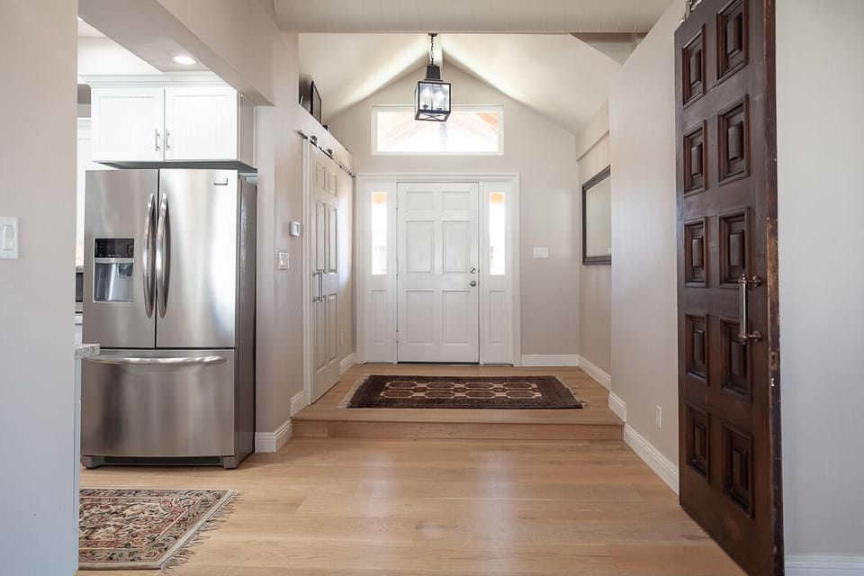 Entrance Hallway, (laundry room is on left)