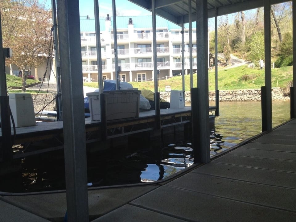 28 foot boat slip right in front of unit