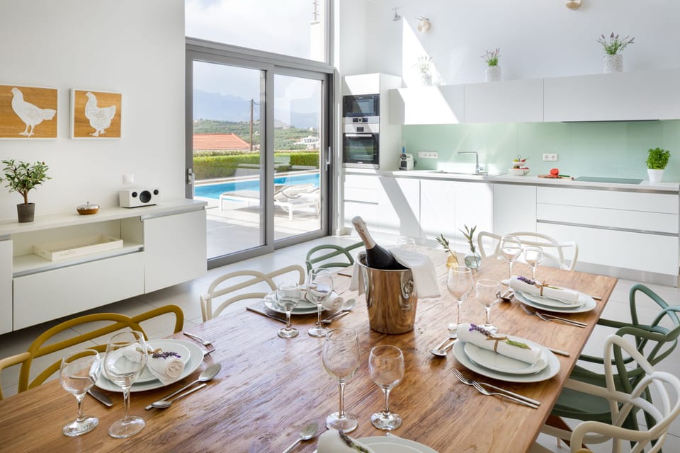 Villa Karga kitchen