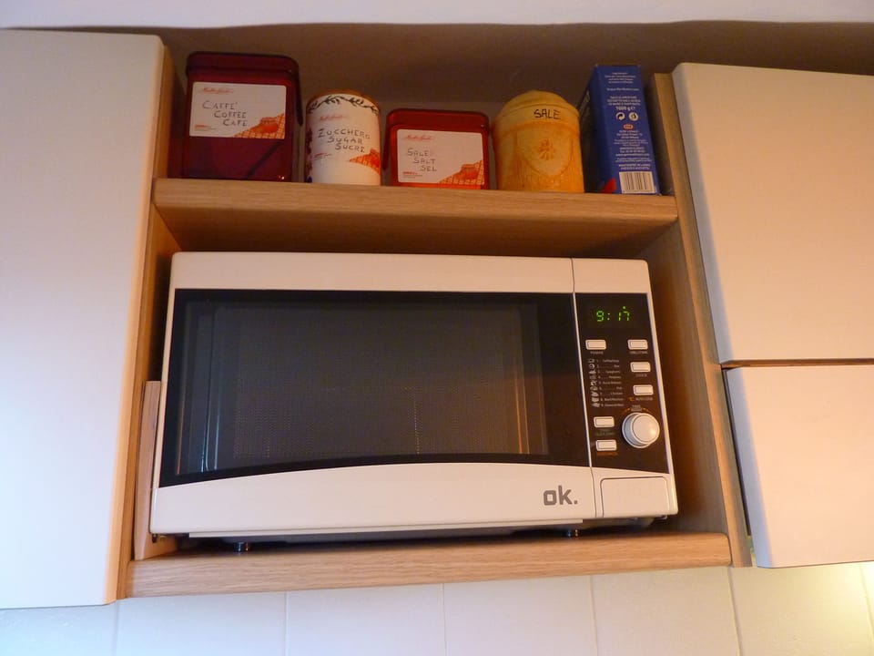 Microwave