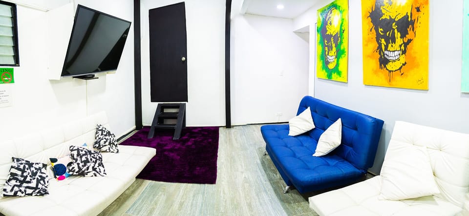 Chill with Your Friends, watch the Smart TV, Play Music in this Livng Room