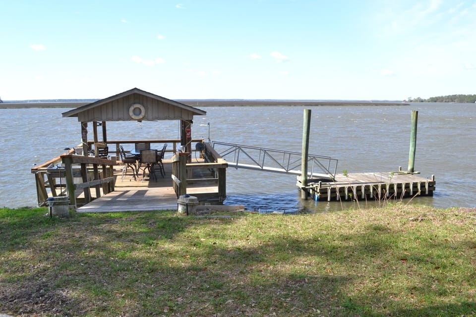 Private deepwater covered dock 