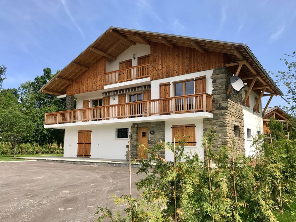 Chalet Cyclamen Été
