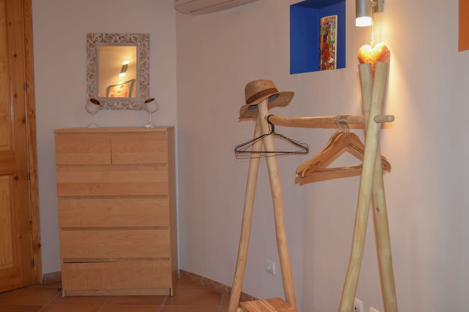 Villa with sea views in Begur, Costa Brava. Capacity 8 people. A/C. Wifi. 