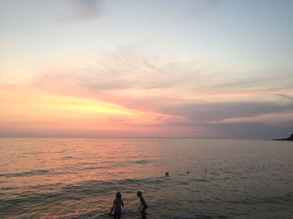 SUNSET LAKE ZONE