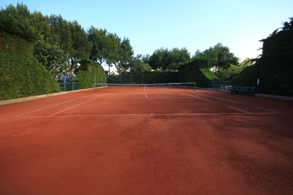 Sport court