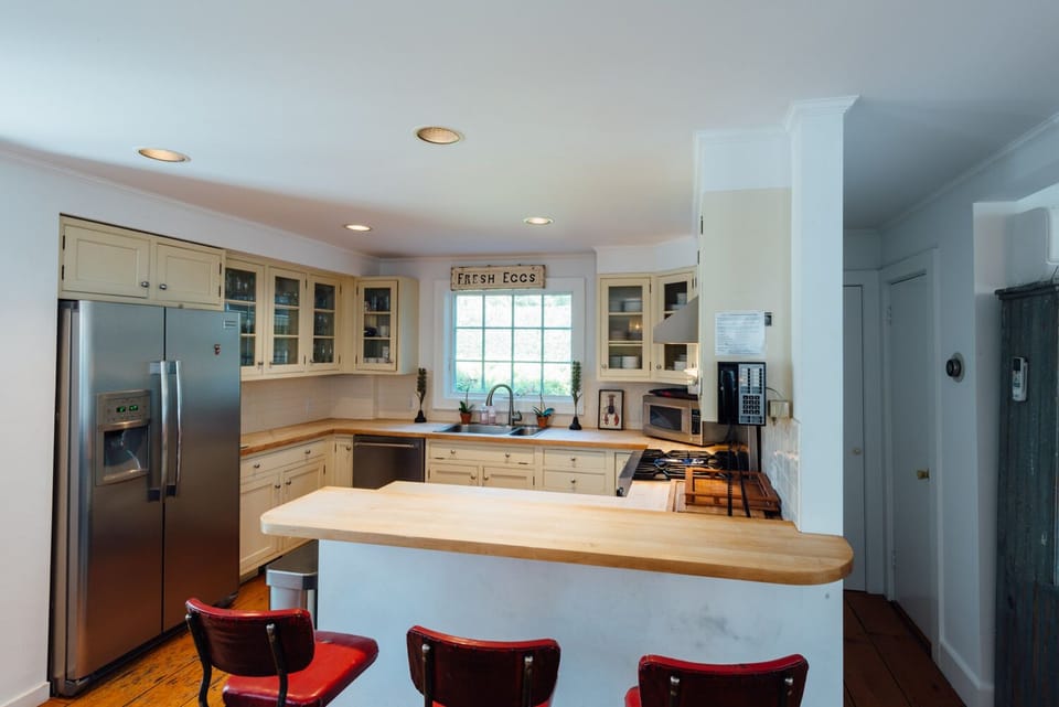 Kitchen seen from the dining room
