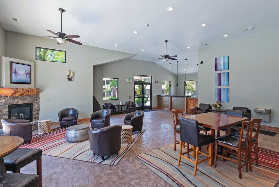Clubhouse with pool, hot tubs, sauna