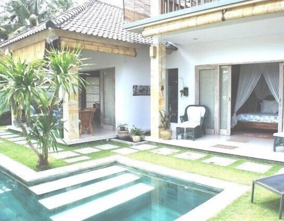 Master bedroom and pool
