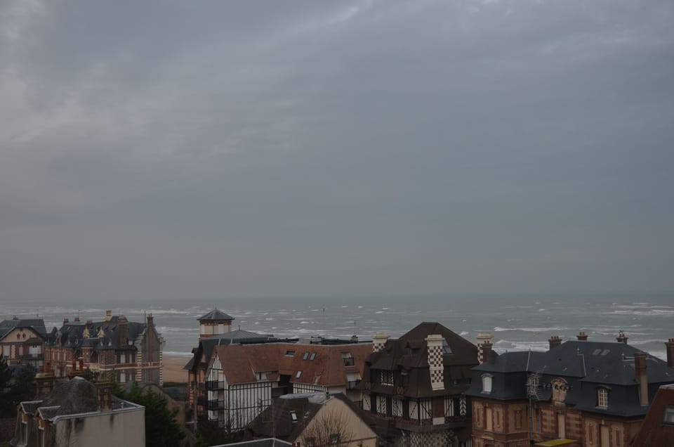 Beach/ocean view