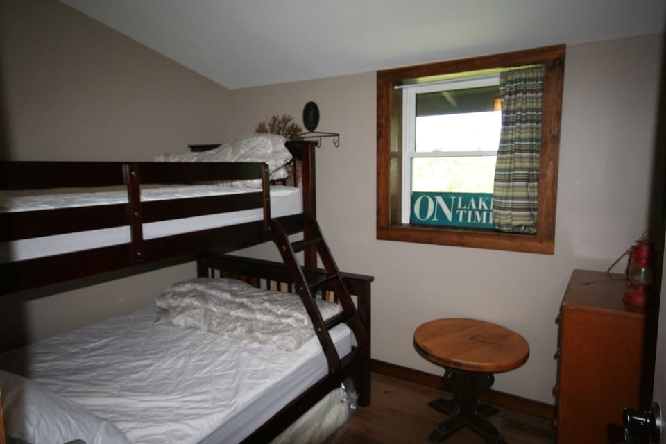 3rd Bedroom Features Bunks, double and a single(sleeps 3)