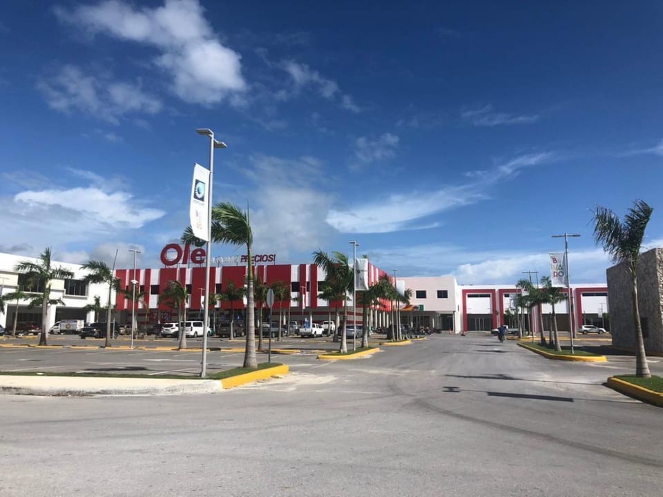 OLE Plaza 10 minute walk