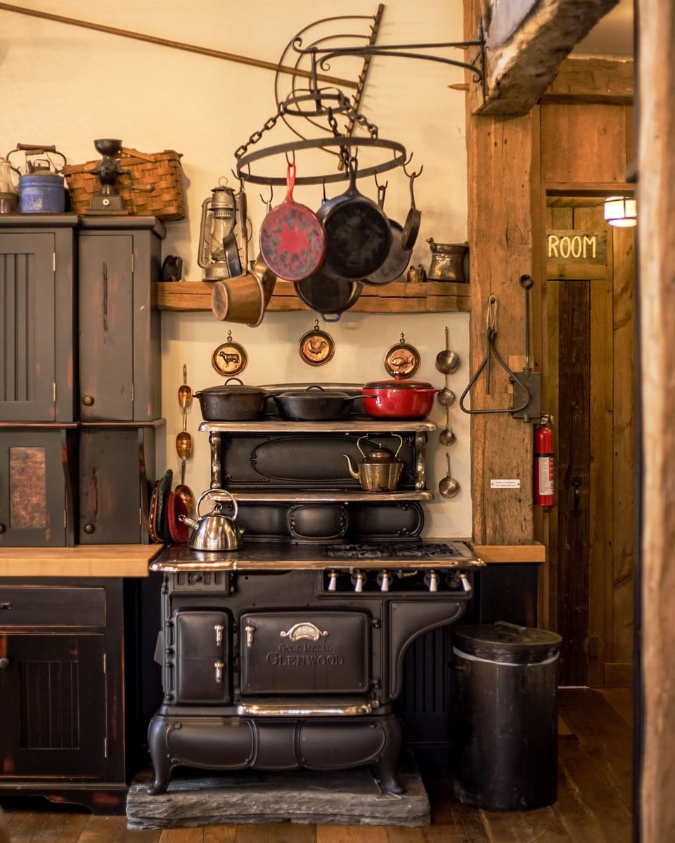 Working Glenwood cookstove.
