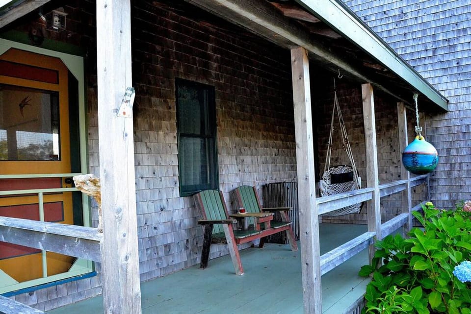 The porch at Capt. Lincoln's house.