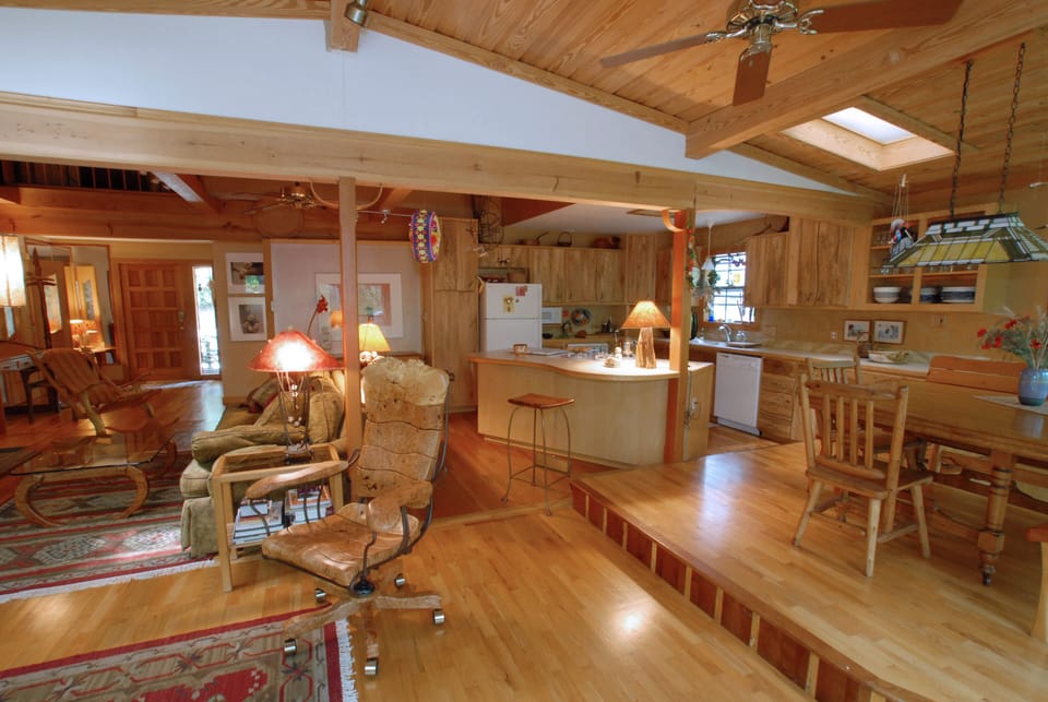 Living to kitchen dining