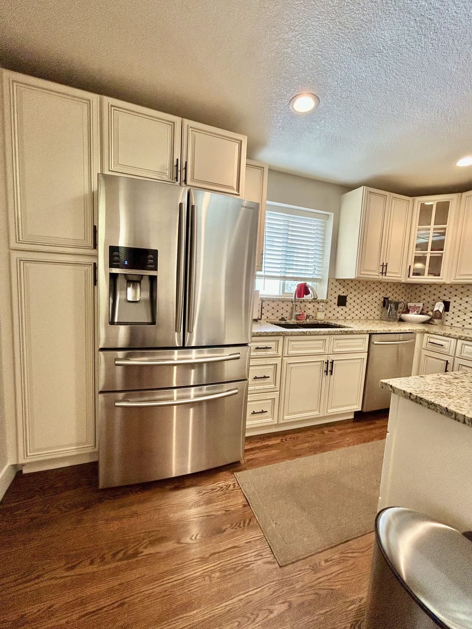 Stainless appliances!
