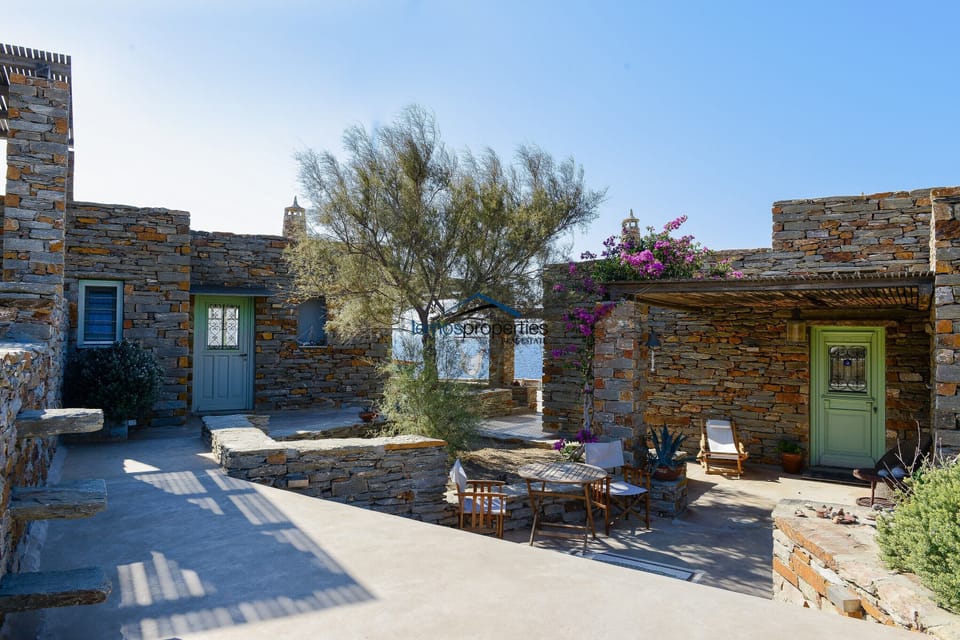 The entrance to the main house and the 1st guest house