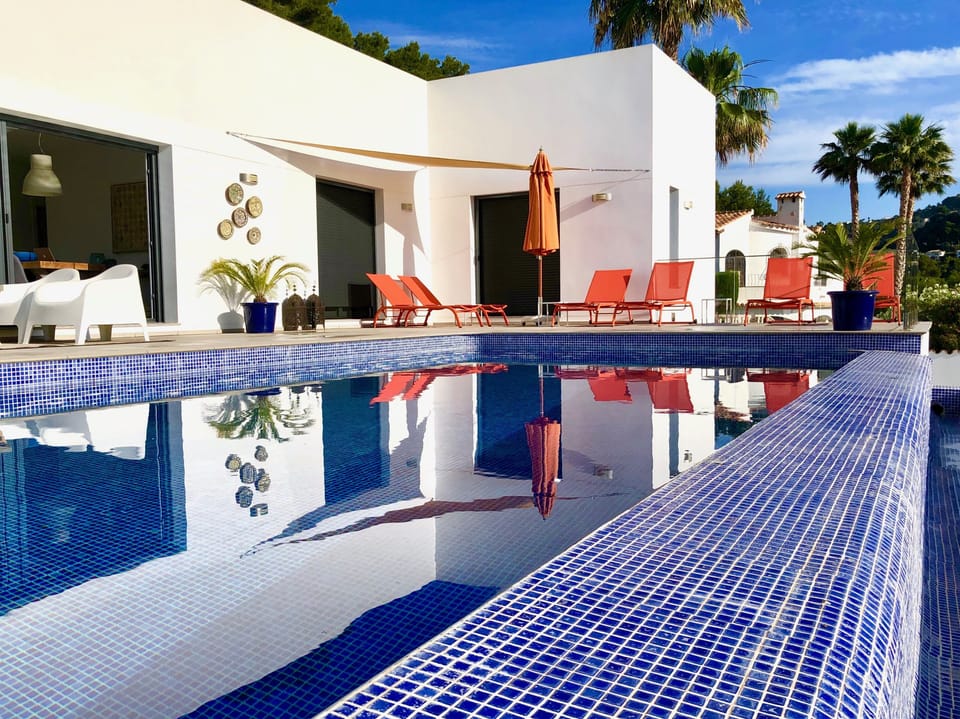 Casa Épica infinity pool