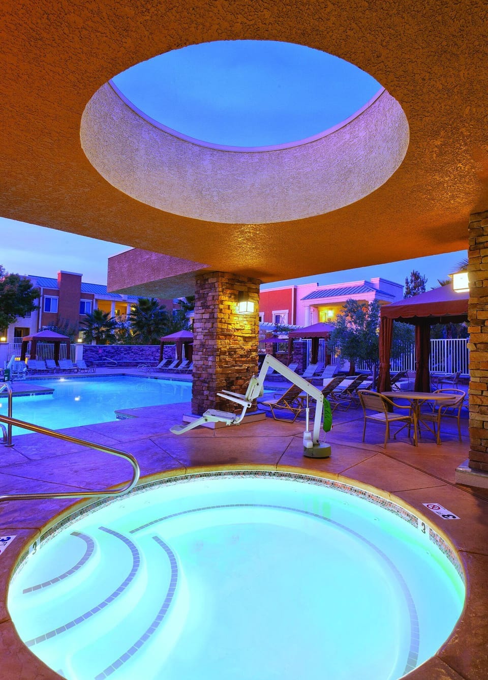 Pool