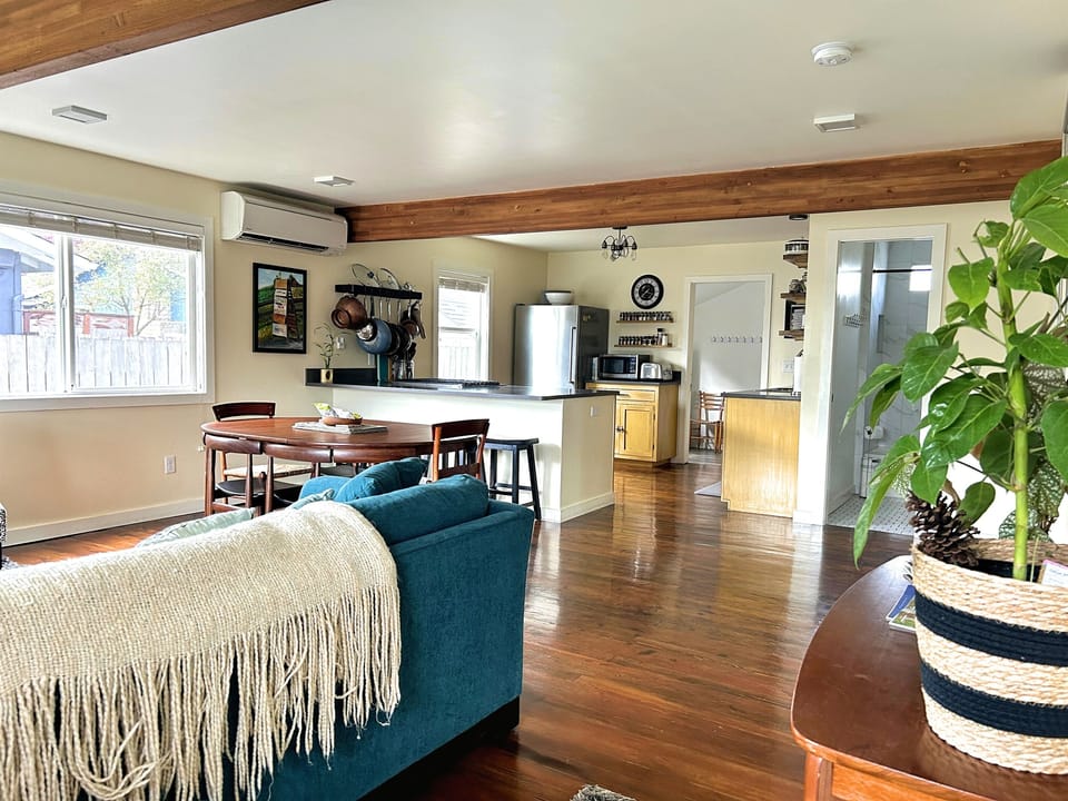 The Park House is cozy, classy, and comfortable! Filled with original artwork and beautifully restored original fir floors throughout.