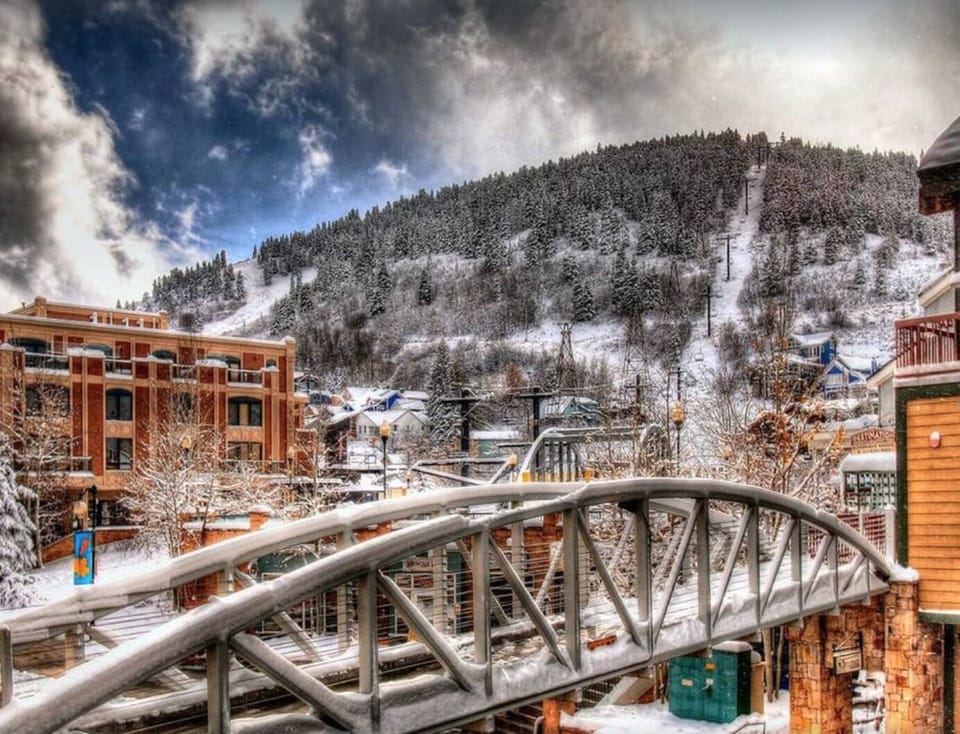 Park City Mountain Resort and Canyons are combined. PCMR has a downtown lift.