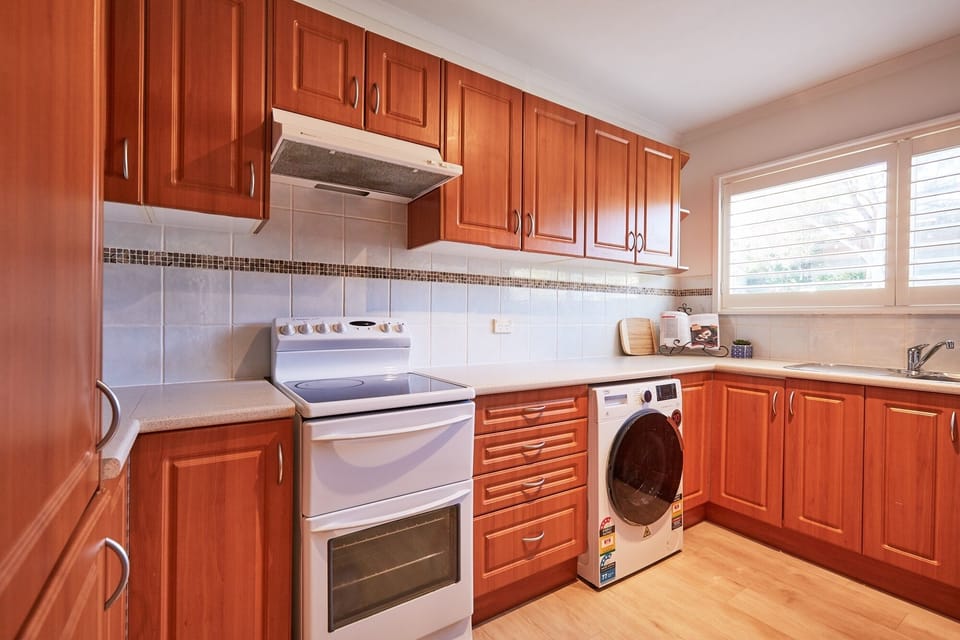 Kitchen/Laundry