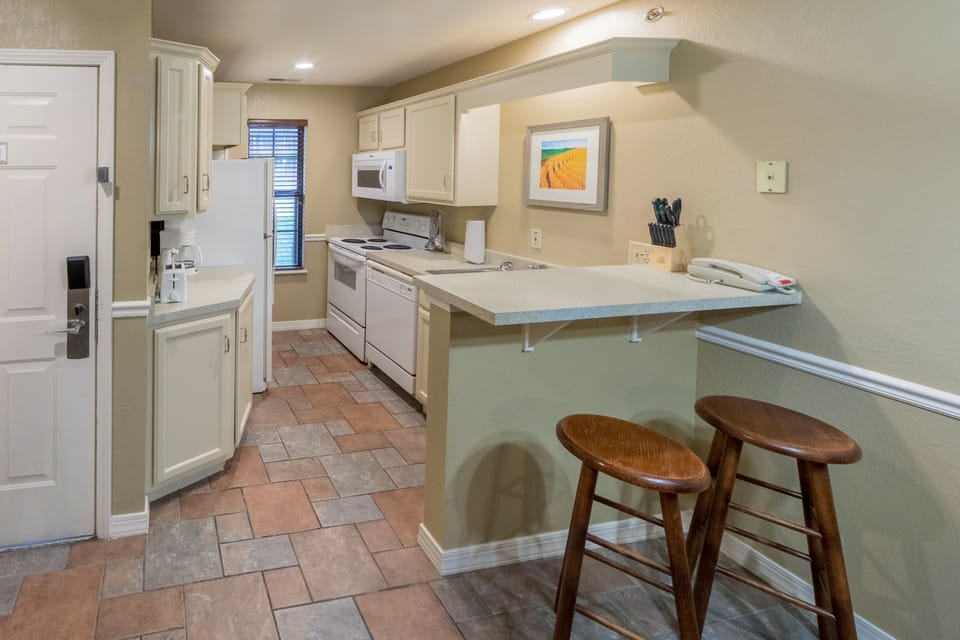 Make a tasty meal in your own kitchen!