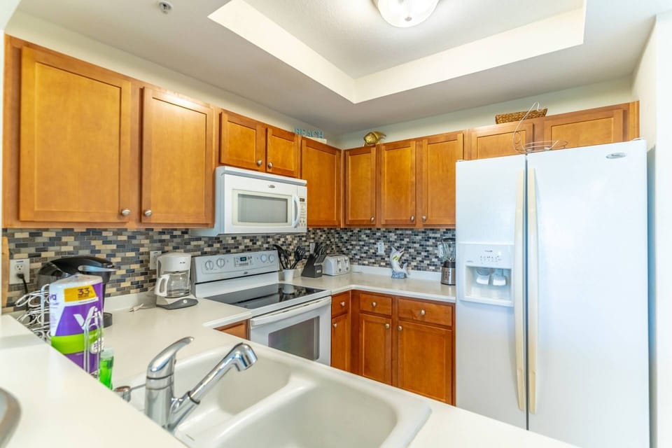 All Large Major Appliances and Many Small Appliances For Your Convenience