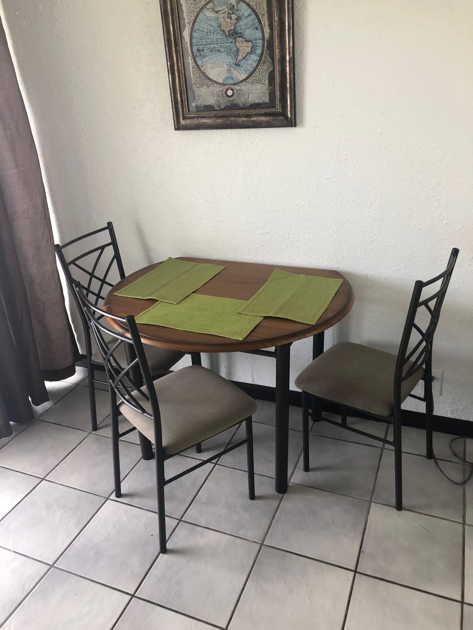 Breakfast nook that you'll never forget. 