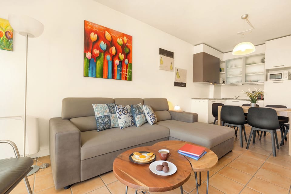 Living and dining room