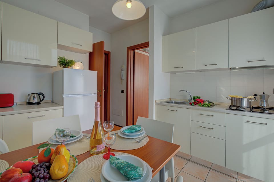 Kitchen and dining area