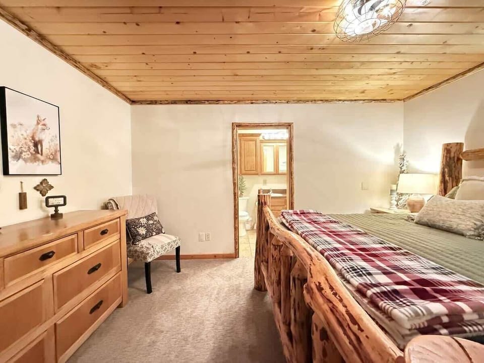 Master bedroom with ensuite.