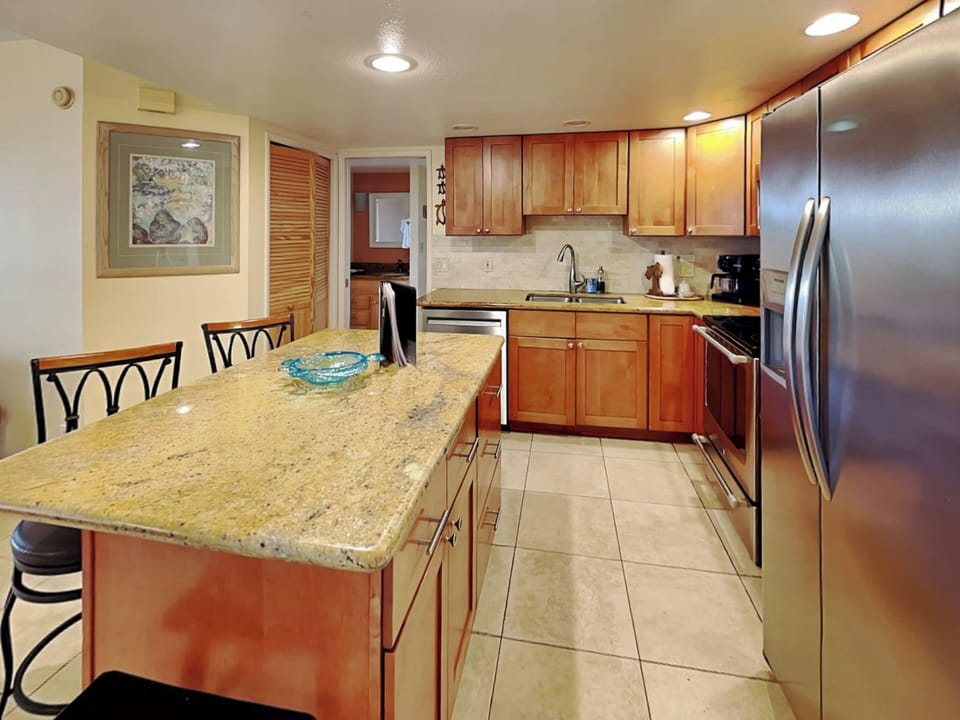 Full Size Kitchen