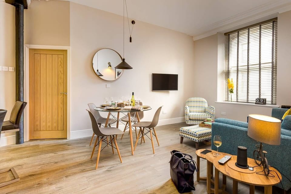 Living Dining area