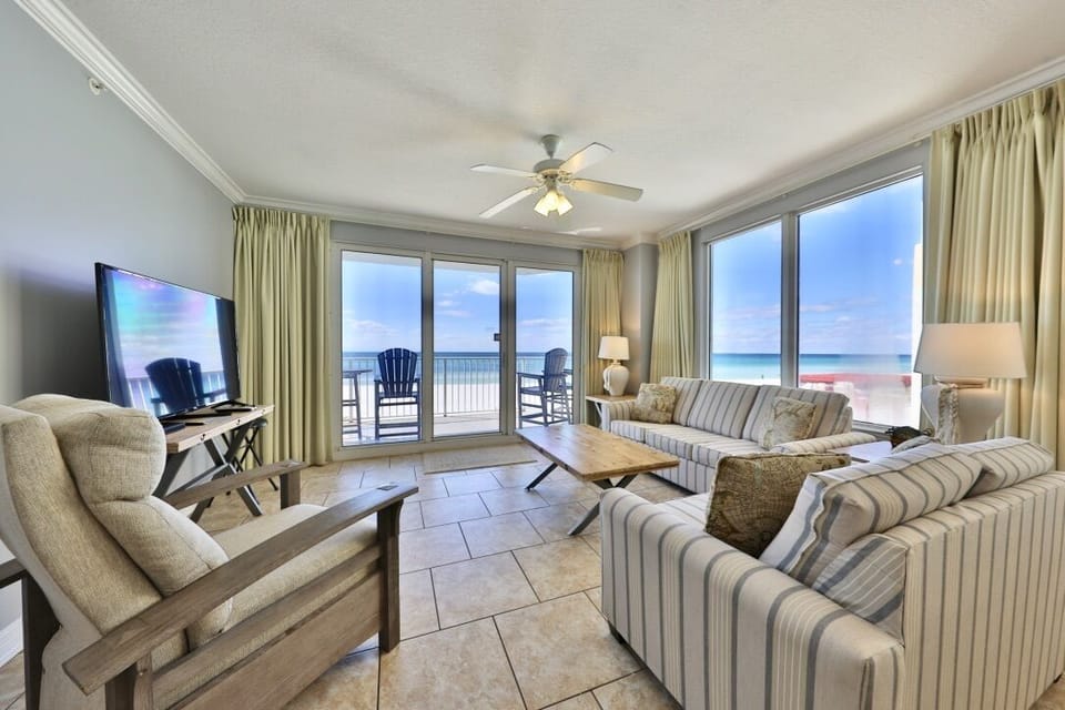 Gulf front living room!