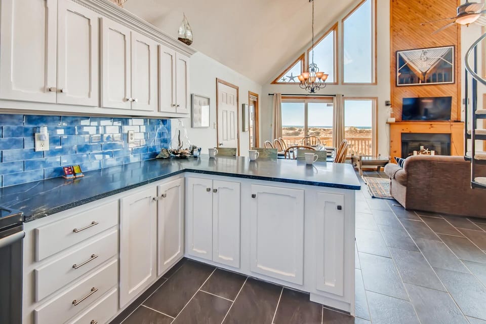 Surf-or-Sound-Realty-Life-Aquatic-882-Kitchen-3