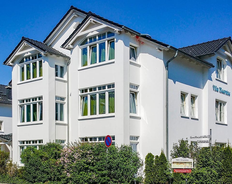Whg. 06 on the 1st floor - Villa Meernixe - only 50 meters to the Baltic Sea beach Bed and Breakfast in Binz