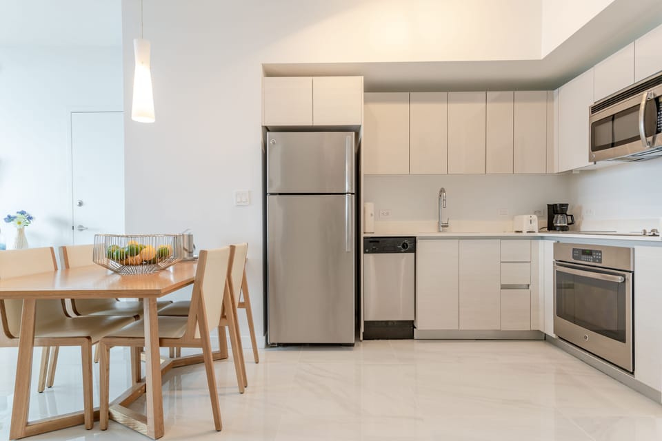 If you like to cook, the apartment comes with a fully equipped kitchen, here you can cook those meals that will add the final touch to your stay!