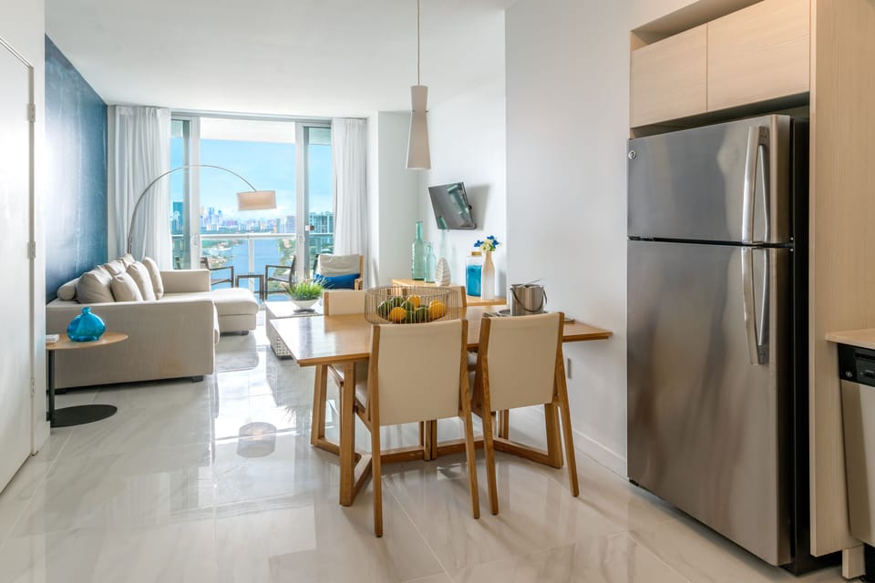 We want you to enjoy with your loved ones and friends and make this beautiful apartment your home!