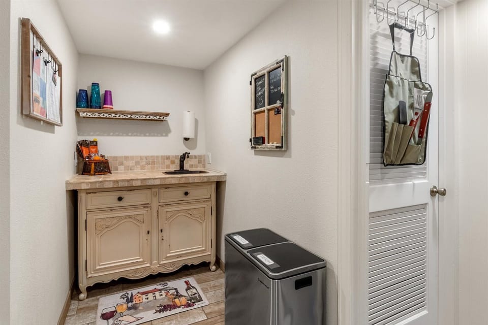 Kitchenette