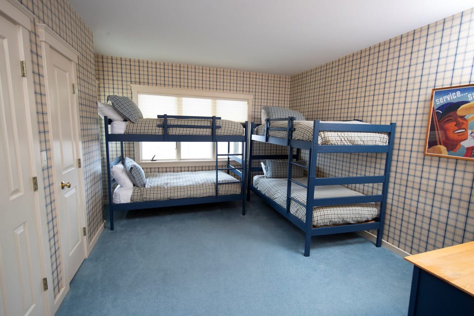 The Bunk beds are perfect for the kids! Please confirm this arrangement upon booking.