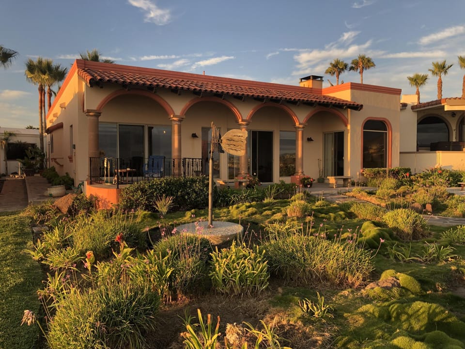 House & Beautiful Garden
