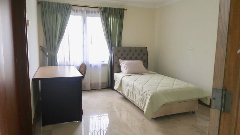 3 rd bedroom with single bed