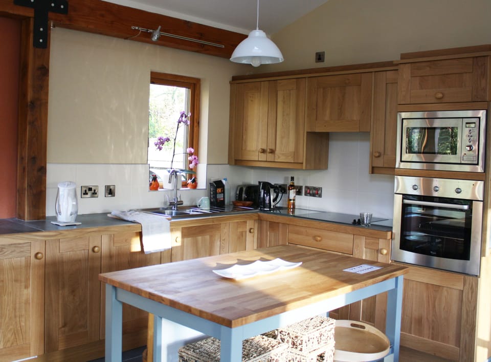 Kitchen ( open-plan)