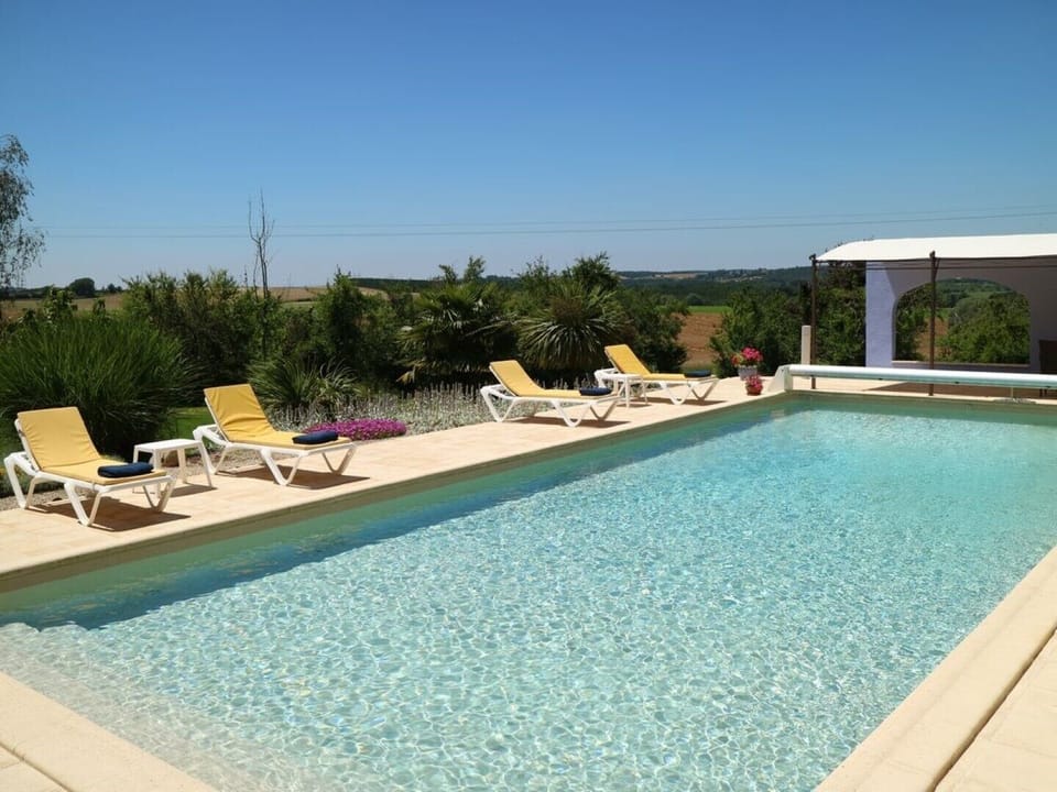 Beautiful 14m x5.5m heated pool