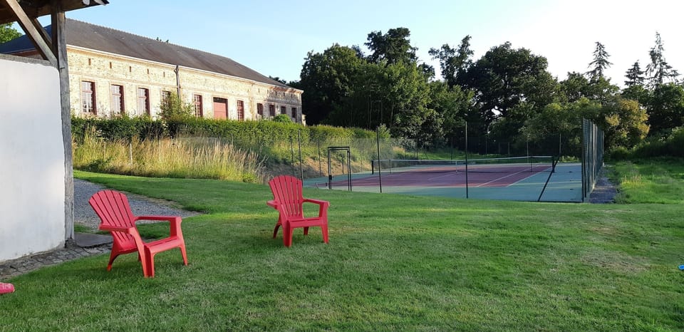 Sport court