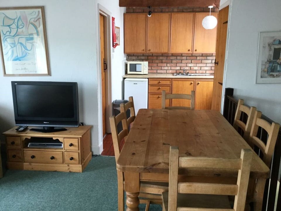 Stable Cottage first floor living area