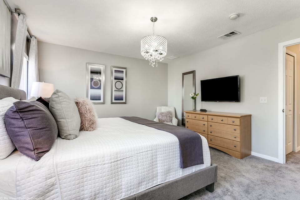 Master bedroom side view 